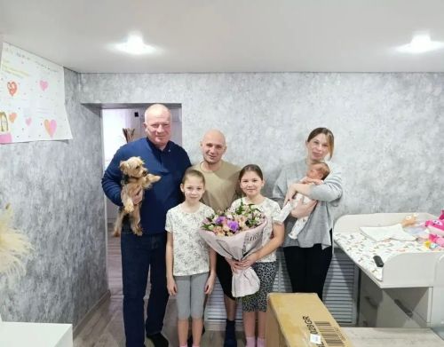 Глава Чистопольского района поздравил участника СВО с рождением дочери