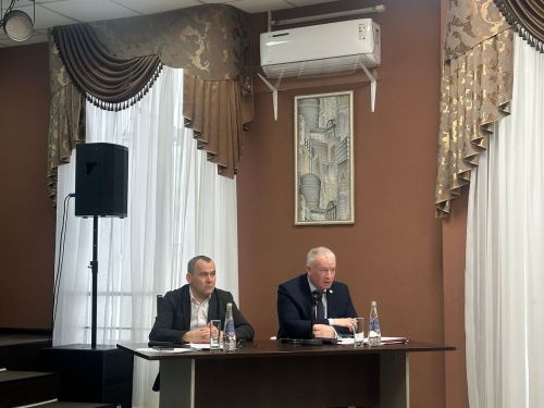 «Ждать, пока рухнет, нельзя»: Дмитрий Иванов потребовал отчитаться по каждой крыше