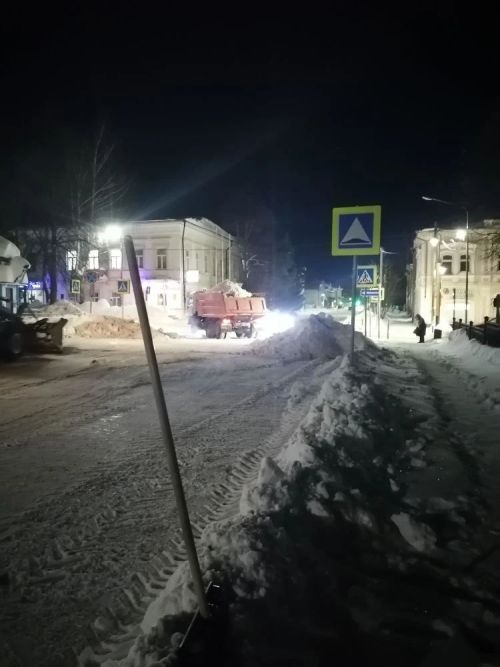 Более 50 тысяч кубометров снега вывезли с улиц Чистополя с начала года
