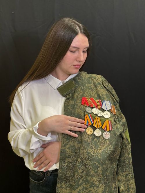 Герой кителе: Чистайда махсус хәрби операциядә катнашучыларның гаиләләре өчен үзенчәлекле фотосессия булды