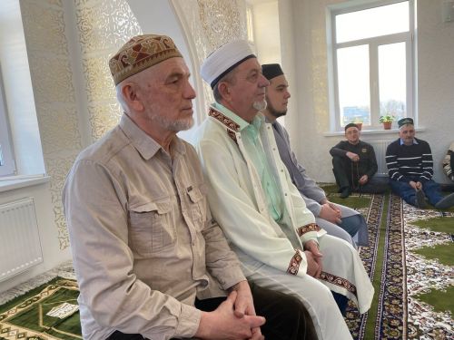 В поселке Юлдуз в Чистопольском районе провели большой ифтар в новой мечети