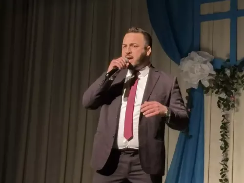 В Чистополе прошёл праздничный концерт «Ещё одно признание в любви» в честь 8 Марта
