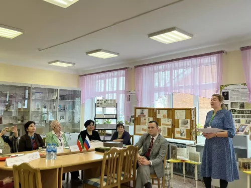 Тормышны белеп, тирән омтылышлар белән яшәгән патриот татар кызы