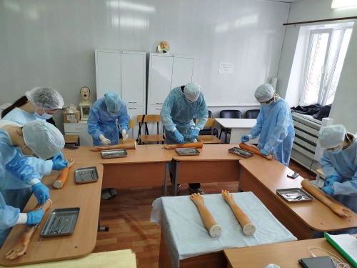 Һөнәргә старт: Чистайның 1нче гимназиясендә медицина сыйныфы эшли