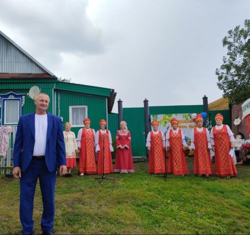 «Знакомство с соседями по‑новому»: в селе Большой Толкиш провели праздник улицы Пришкольная