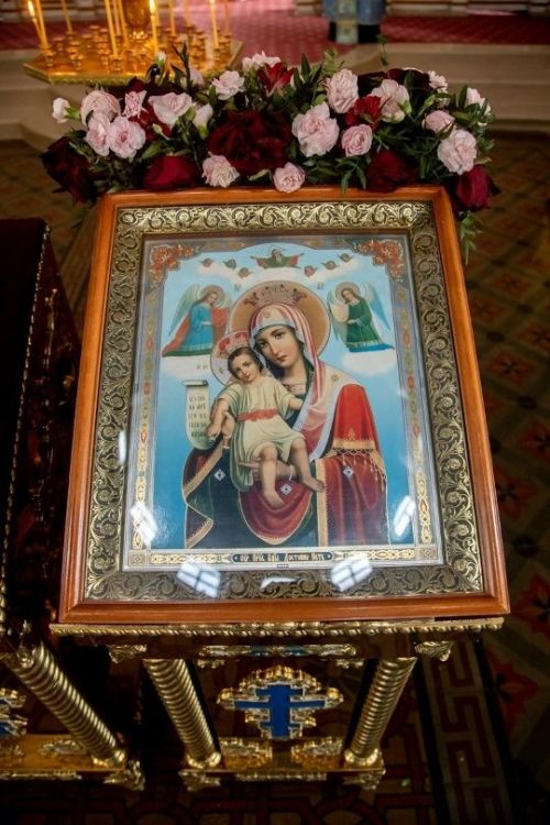 В кафедральном соборе Чистополя прошла архиерейская литургия