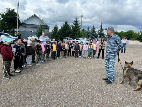 Чистопольские полицейские устроили праздник для дошкольников