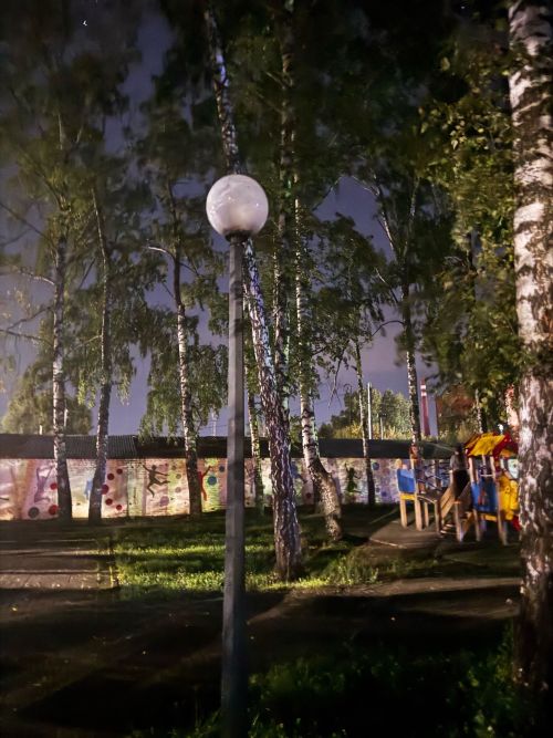 Жительница Чистополя жалуются на отсутствие освещения в сквере «Молодёжный»