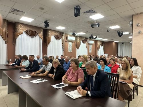 Чистайда һөнәри белем, урып-җыю эшләре һәм оператив хәл турында фикер алыштылар