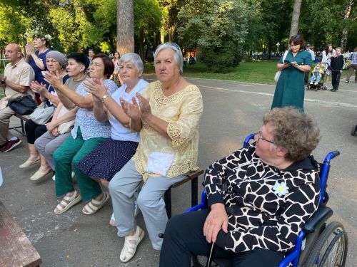 День семьи, любви и верности в Скарятинском саду