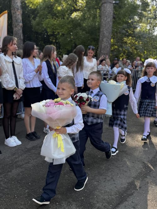 В Чистополе прошла торжественная линейка в честь Дня знаний