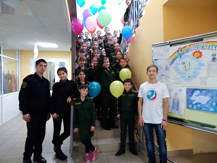 Чистопольские форпостовцы подарили школьникам хорошее настроение (ФОТО)