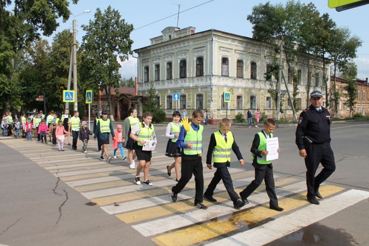 В Чистополе проходит акция «Внимание – дети!», чтобы сделать путь для школьников безопасным