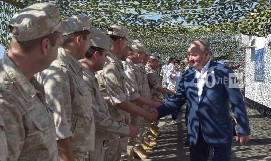 Равиль Ахметшин посетил военную базу в Сирии
