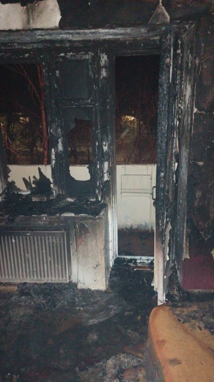 Пять человек спасли из пожара в казанской многоэтажке