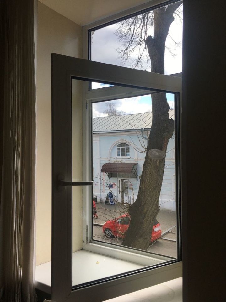 В Казани 3-летний малыш разбился насмерть, выпав из окна многоэтажки