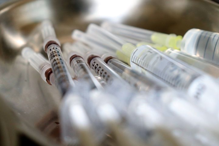 Вторую партию вакцины «ЭпиВакКороны» отправили  в районы РТ