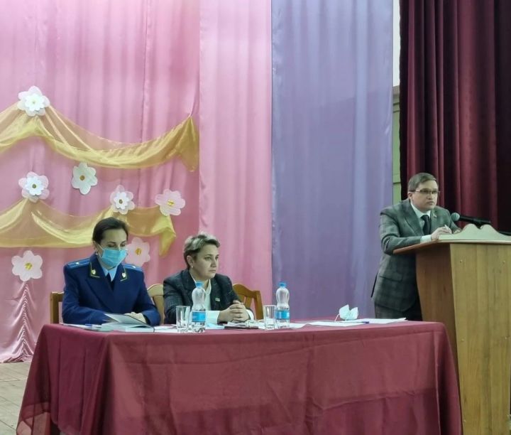 Представитель  Чистопольского муниципалитета встретился с жителями Данауровского СП