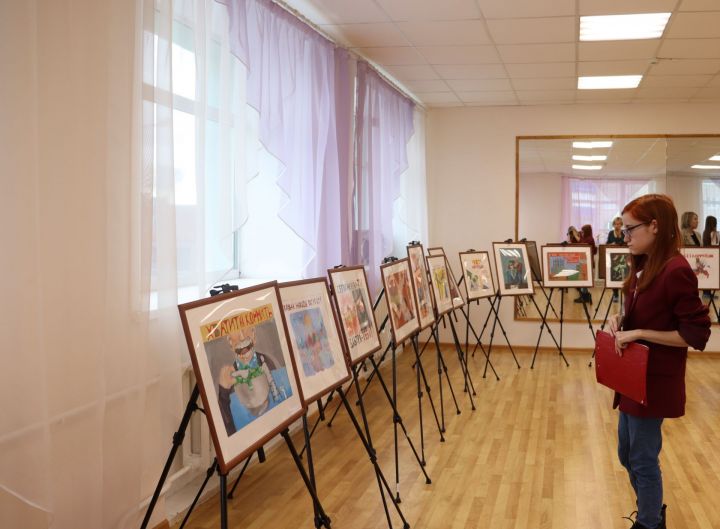 В Чистополе выбрали победителей творческого конкурса среди детей и молодежи на антикоррупционную тему