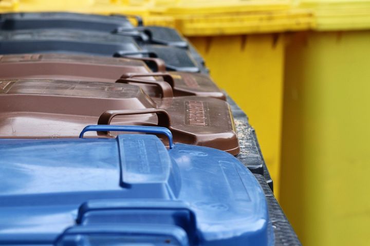 С 1 марта россиянам запретят выбрасывать бытовую технику в мусорные контейнеры