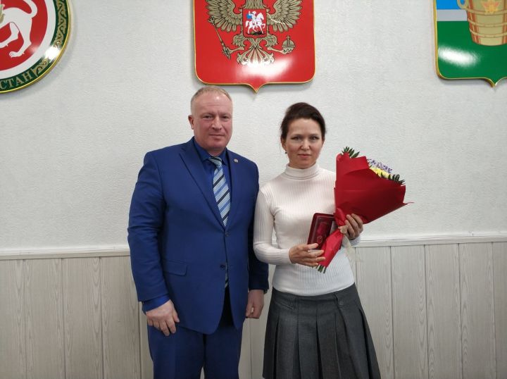 Врачей Чистопольской ЦРБ наградили памятными медалями
