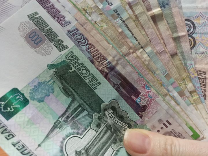 Жительница Чистополя взяла кредит в банке и перевела деньги мошенникам