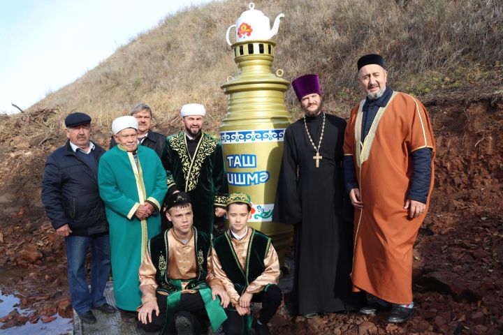 В Чистопольском районе обустроили родник « Таш чишмэ» (Фоторепортаж)