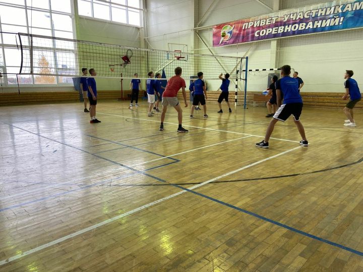 В Чистополе прошел финал турнира по волейболу среди студентов