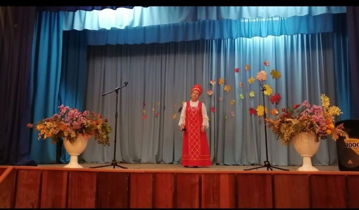 «Славим возраст золотой»: в Декаду пожилого человека для сельчан Чистопольского района организовали концерт
