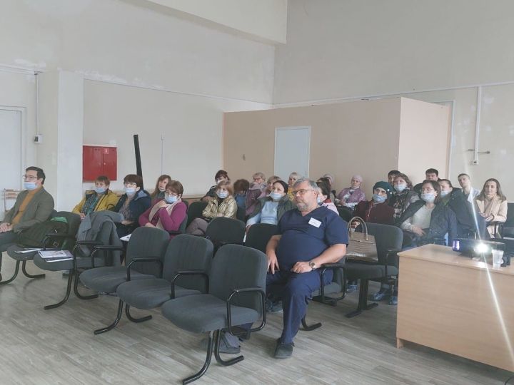 В Чистополе шесть районов РТ приняли участие в семинаре «Актуальные вопросы ревматологии»