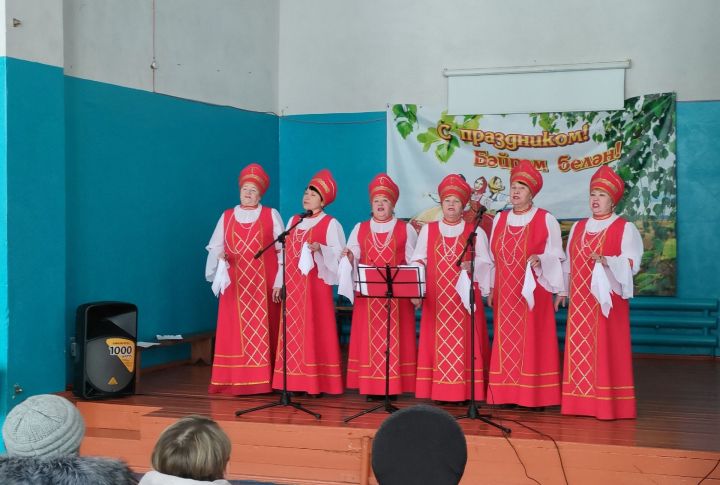 Ансамбль «Сударушка» из Чистопольского района завершил юбилейный творческий сезон выездным концертом