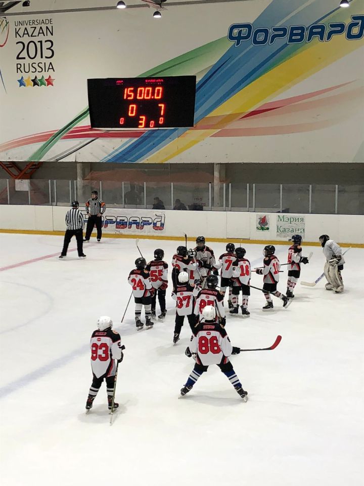 0:7: чистопольские хоккеисты вновь одержали победу