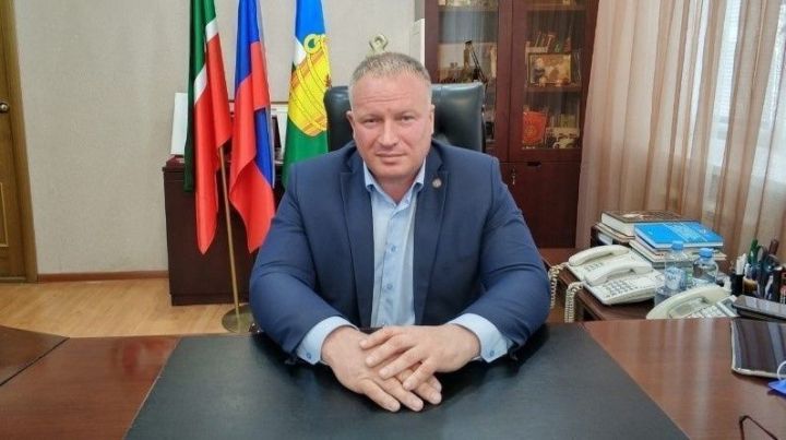 Глава Чистопольского района поздравляет с Днем спасателя