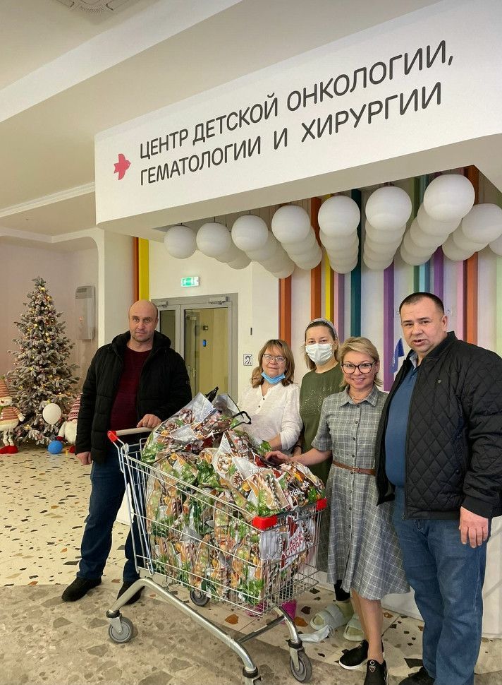 Акция Добра завершена: дети онкоцентра получили новогодние подарки
