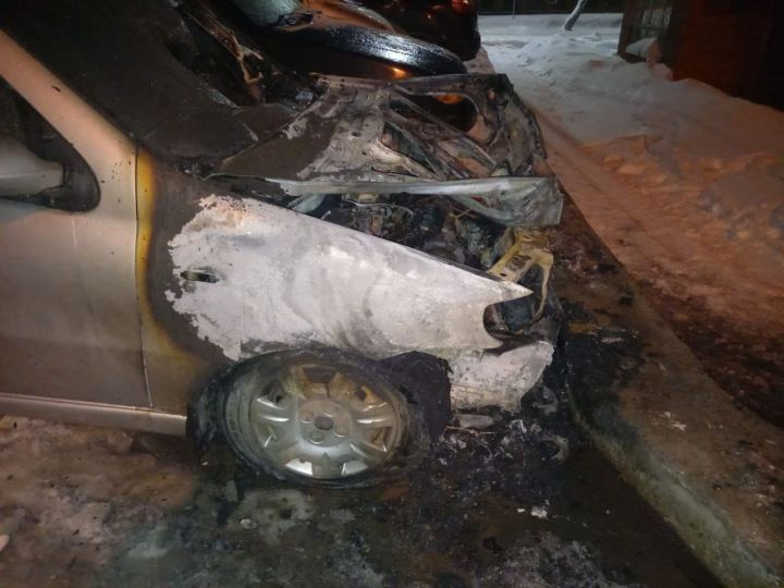В Чистополе за неделю сгорели два автомобиля