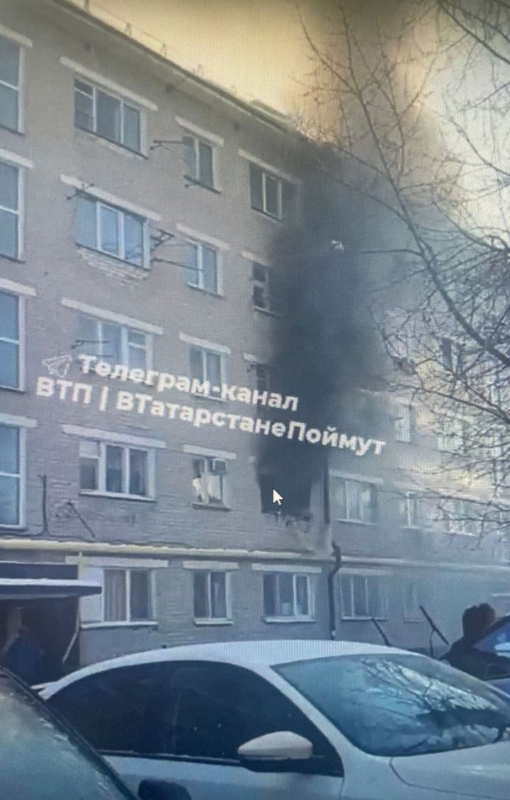 На пожаре в казанской многоэтажке погиб мужчина