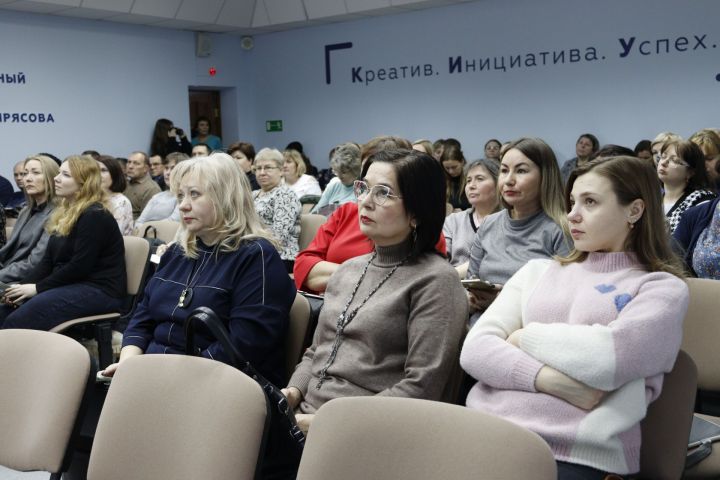 В Чистополе прошел научно-практический семинар «Противодействие коррупции на муниципальном уровне»