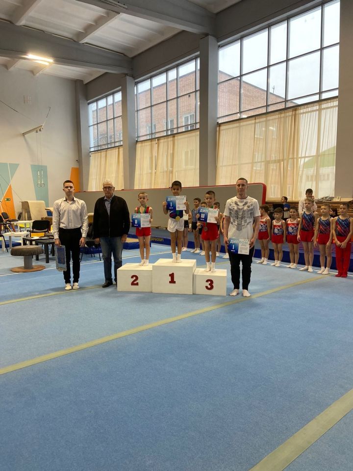 Чистопольские юные гимнасты заняли призовые места на республиканских соревнованиях