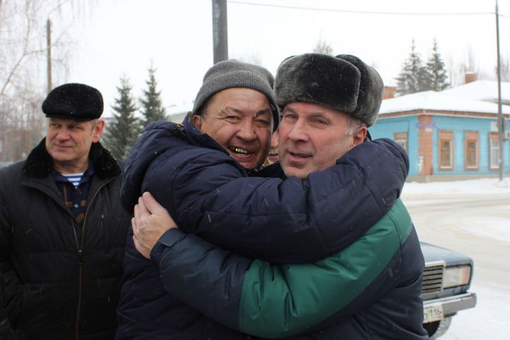 В Чистополе состоялся митинг, посвященный 34-й годовщине вывода советских войск из Афганистана