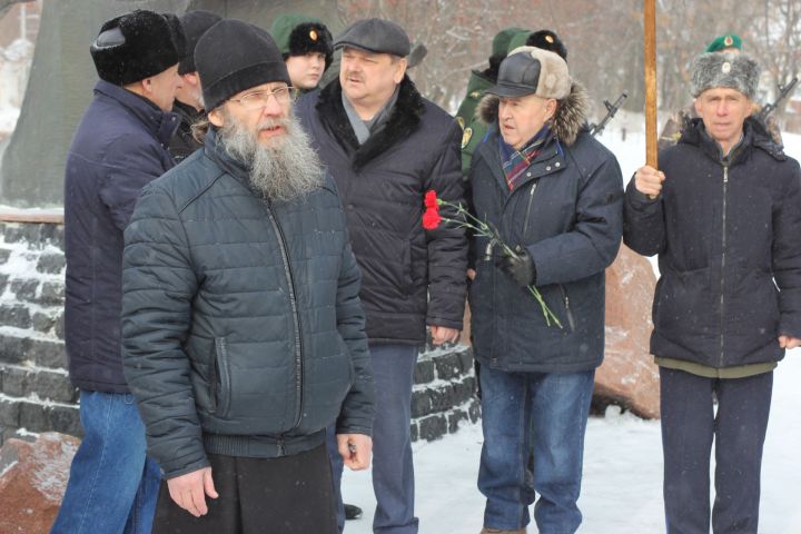 В Чистополе состоялся митинг, посвященный 34-й годовщине вывода советских войск из Афганистана