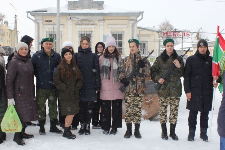 В Чистополе состоялся митинг, посвященный 34-й годовщине вывода советских войск из Афганистана