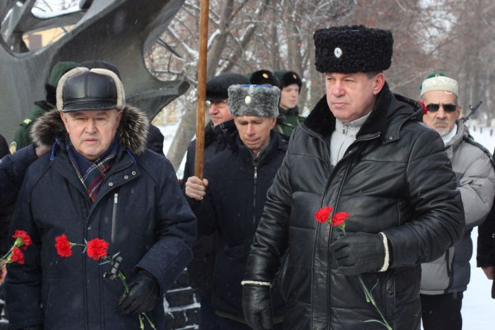 В Чистополе состоялся митинг, посвященный 34-й годовщине вывода советских войск из Афганистана