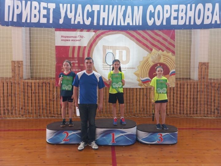 Чистопольские бадминтонисты заняли призовые места в соревнованиях «Юные надежды Рыбно-Слободского района»