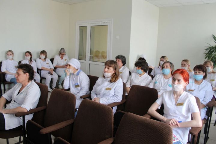В Чистопольской ЦРБ прошла лекция о симптомах и последствиях хронического вирусного гепатита С