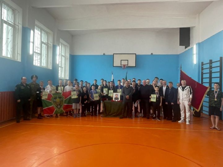 В чистопольской кадетской школе-интернат прошел турнир по «Армейскому рукопашному бою»