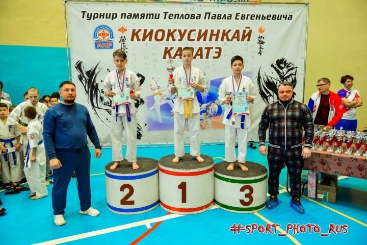 Чистопольские каратисты завоевали медали на республиканском турнире