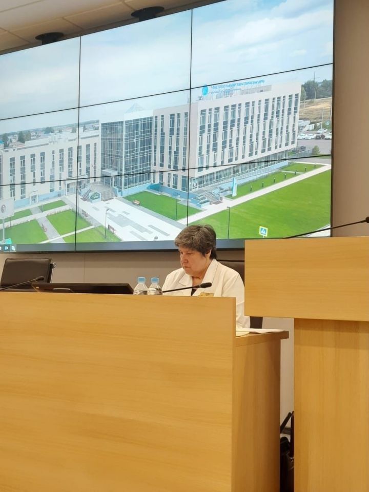 Врач Чистопольской ЦРБ провела лекцию о важности прохождения диспансеризации