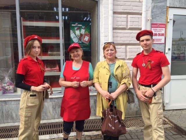 Чистопольские лицеисты приняли участие в акции «Георгиевская ленточка»