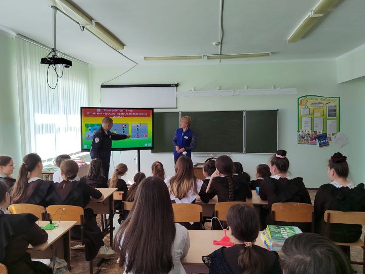 Школьники Чистопольского района сдали мини-экзамен по правилам дорожного движения