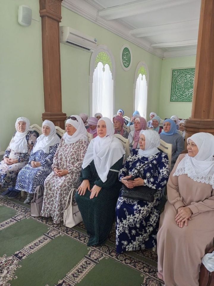 Мухтасиб Чистопольского района встретился с учителями сельских и деревенских мечетей